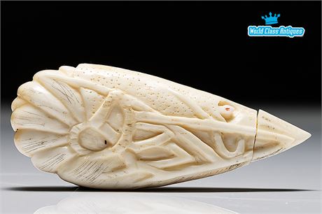 A Chinese Ivory Nautilus Snuff Bottle