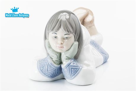 Nao By Lladro Porcelain Figurine - Dreaming on the Ice