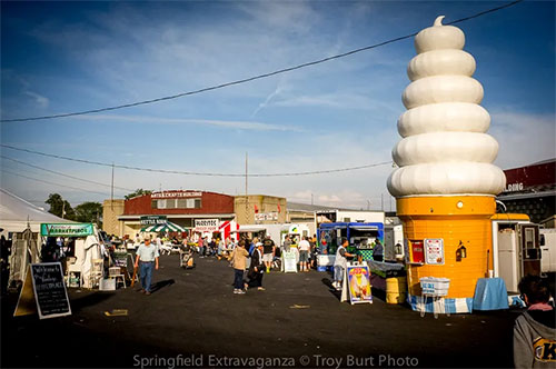 Springfield Antique Show & Flea Market October 15–16, 2022